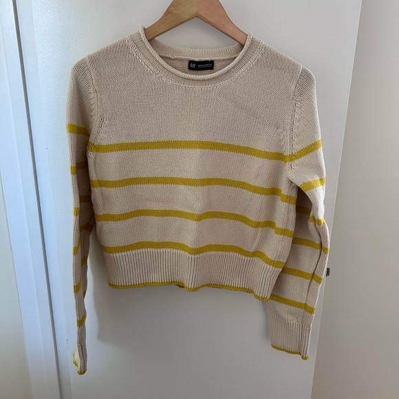 GAP Sweaters - GAP Roll Neck Sweater M